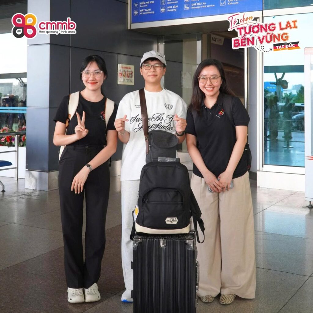 Tiễn bay học viên tháng 7/2026 lần 4 tại CMMB Việt Nam 2 758765241 122268188354041610 1924175719977431584 n