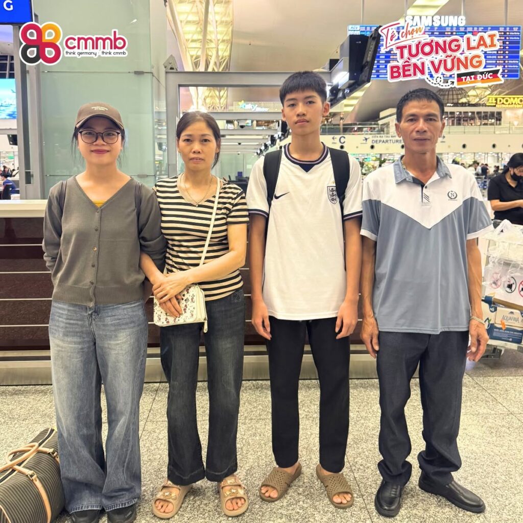 Tiễn bay học viên tháng 8/2026 lần 5: Tiếp tục hành trình tại Đức 1 787405992 122275049888041610 121925360232491297 n